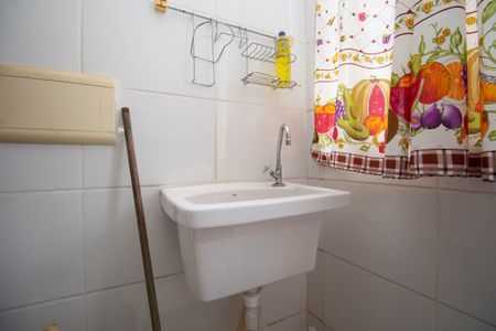 Apartamento para alugar com 93m², 2 quartos e 3 vagas Apartamento para alugar com 93m², 2 quartos e 3 vagasCozinha e Área de Serviço