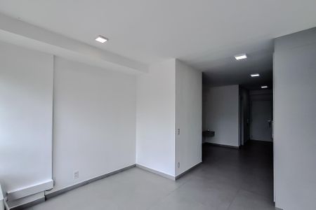 Studio para alugar com 34m², 1 quarto e sem vaga Studio para alugar com 34m², 1 quarto e sem vagaStudio