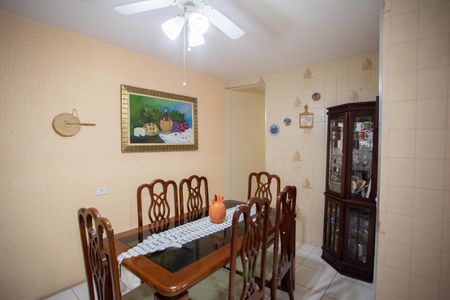 Casa à venda com 202m², 3 quartos e 4 vagasCOZINHA