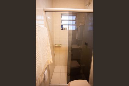 Casa à venda com 202m², 3 quartos e 4 vagasBANHEIRO DA SUÍTE