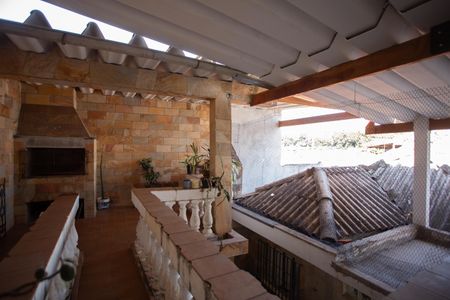 Casa à venda com 202m², 3 quartos e 4 vagasVARANDA