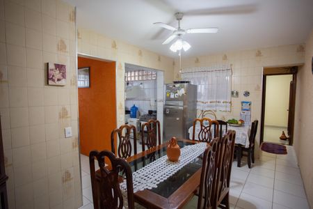 Casa à venda com 202m², 3 quartos e 4 vagasCOZINHA