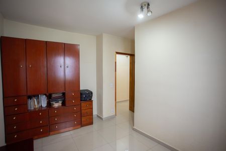 QUARTO 2 de casa à venda com 3 quartos, 200m² em Vila Miriam, São Paulo
