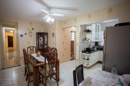 Casa à venda com 202m², 3 quartos e 4 vagasCOZINHA