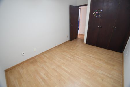 Apartamento para alugar com 160m², 3 quartos e 1 vagaQuarto 2