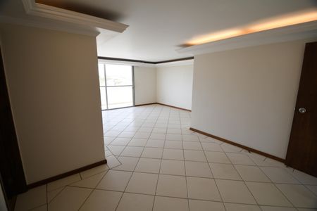 Sala de apartamento para alugar com 3 quartos, 160m² em Cambuí, Campinas