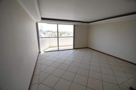 Apartamento para alugar com 160m², 3 quartos e 1 vagaSala