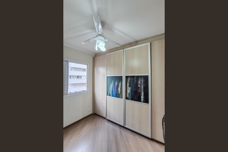 Apartamento para alugar com 77m², 3 quartos e 2 vagasQuarto 2