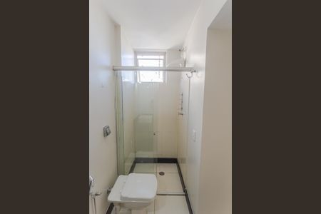 Banheiro da Suíte de apartamento para alugar com 1 quarto, 45m² em Savassi, Belo Horizonte