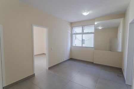 Sala de apartamento para alugar com 1 quarto, 45m² em Savassi, Belo Horizonte