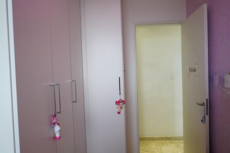 Apartamento à venda com 76m², 3 quartos e 2 vagasQuarto 3
