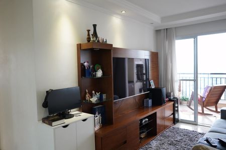 Sala de apartamento à venda com 3 quartos, 76m² em Vila Canero, São Paulo