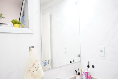 Apartamento à venda com 76m², 3 quartos e 2 vagasBanheiro