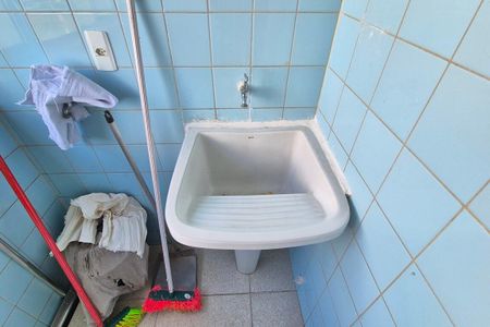 Apartamento para alugar com 76m², 2 quartos e sem vagaÁrea de Serviço