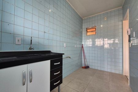 Apartamento para alugar com 76m², 2 quartos e sem vagaCozinha 