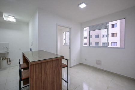 Sala de apartamento para alugar com 2 quartos, 42m² em Jardim Gilda Maria, São Paulo