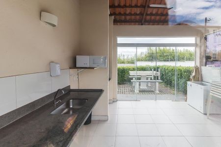 Apartamento para alugar com 45m², 2 quartos e 1 vagaÁrea comum - Churrasqueira