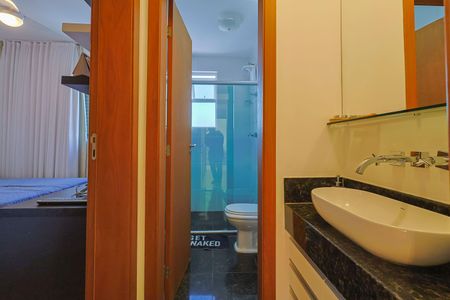 Apartamento à venda com 220m², 4 quartos e 4 vagas