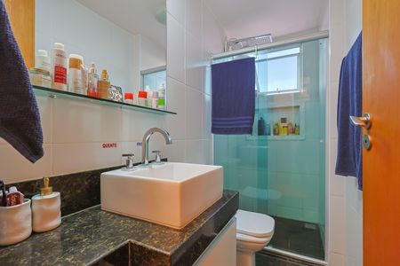 Apartamento à venda com 220m², 4 quartos e 4 vagas