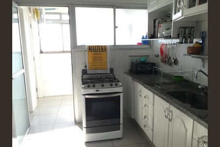 Apartamento para alugar com 89m², 2 quartos e 2 vagasCozinha