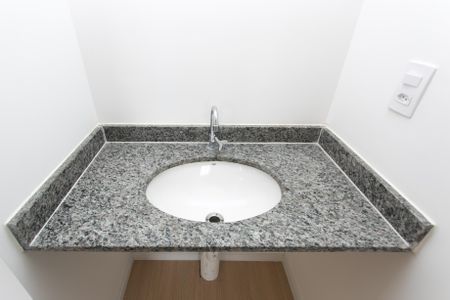 Apartamento para alugar com 35m², 2 quartos e sem vaga Apartamento para alugar com 35m², 2 quartos e sem vagaBanheiro - Lavatório