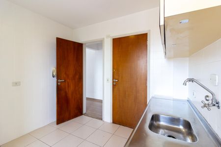 Apartamento à venda com 68m², 2 quartos e 1 vagaCozinha