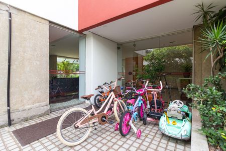 Apartamento à venda com 68m², 2 quartos e 1 vagaÁrea comum - Bicicletario