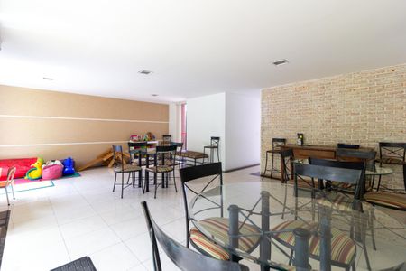Apartamento à venda com 68m², 2 quartos e 1 vagaÁrea comum - Salão de festas