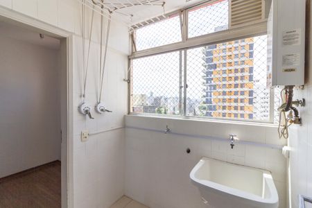 Apartamento à venda com 68m², 2 quartos e 1 vagaÁrea de Serviço