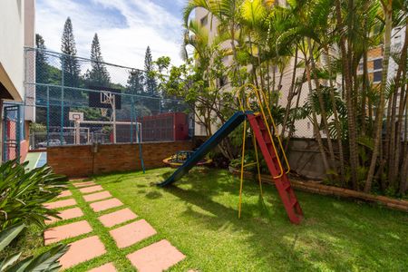 Apartamento à venda com 68m², 2 quartos e 1 vagaÁrea comum - Playground