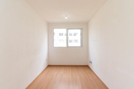 Sala de apartamento para alugar com 2 quartos, 41m² em Jardim Egle, São Paulo