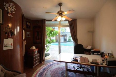 Casa de condomínio à venda com 798m², 4 quartos e 6 vagasFoto 05