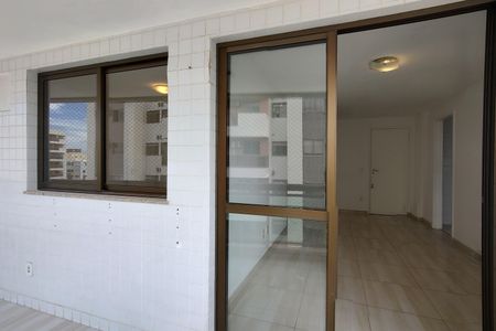 Apartamento para alugar com 71m², 2 quartos e 2 vagasVaranda