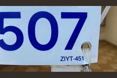 Casa para alugar com 200m², 3 quartos e 2 vagasFachada