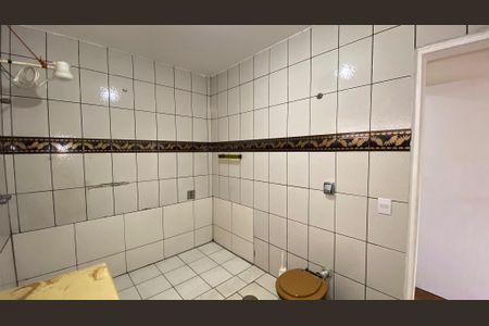 Casa para alugar com 200m², 3 quartos e 2 vagasBanheiro da Suíte