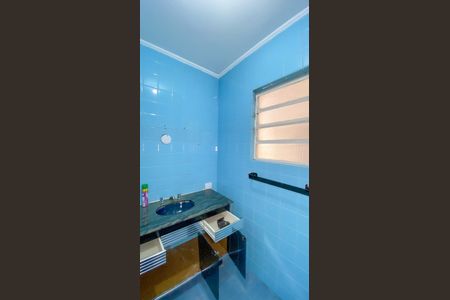 Casa para alugar com 200m², 3 quartos e 2 vagasBanheiro