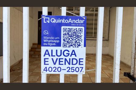 Casa para alugar com 200m², 3 quartos e 2 vagasFachada
