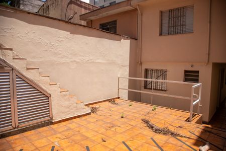 Casa para alugar com 200m², 3 quartos e 2 vagasQuintal
