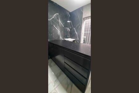 Casa à venda com 150m², 3 quartos e 1 vaga Casa à venda com 150m², 3 quartos e 1 vagaÁrea de Serviço