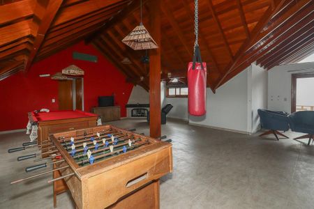 Casa de condomínio para alugar com 600m², 5 quartos e 4 vagasSala 3 / Sótão