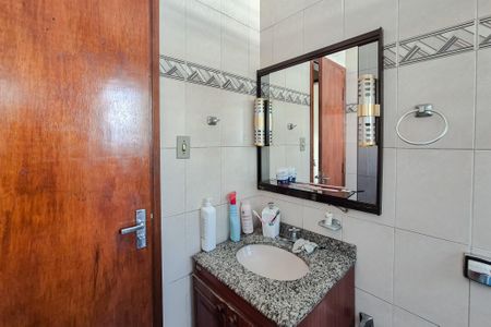 Casa à venda com 120m², 5 quartos e 2 vagasBanheiro Social 2