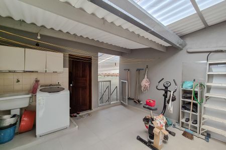 Casa à venda com 120m², 5 quartos e 2 vagasÁrea de Serviço