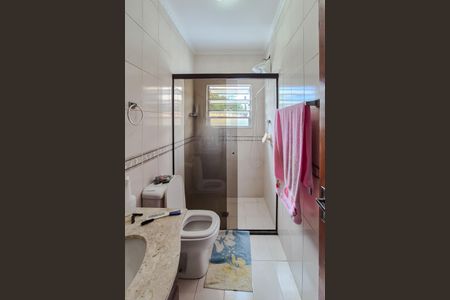 Casa à venda com 120m², 5 quartos e 2 vagasBanheiro da Suíte