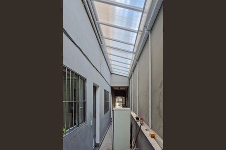 Casa à venda com 120m², 5 quartos e 2 vagascorredor