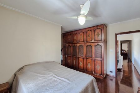 Casa à venda com 120m², 5 quartos e 2 vagasSuíte