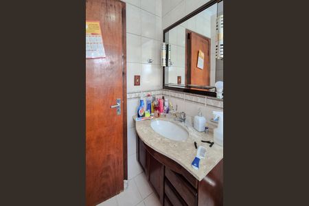 Casa à venda com 120m², 5 quartos e 2 vagasBanheiro da Suíte