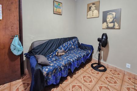 Casa à venda com 120m², 5 quartos e 2 vagasEscritório