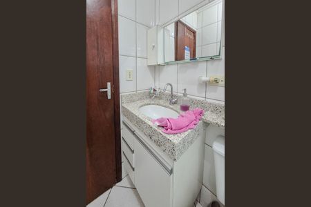 Casa à venda com 120m², 5 quartos e 2 vagasBanheiro Social