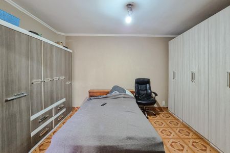 Casa à venda com 120m², 5 quartos e 2 vagasQuarto 3