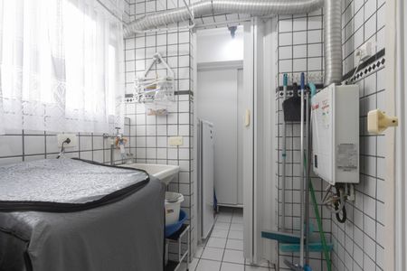 Apartamento à venda com 82m², 2 quartos e 1 vagaÁrea de Serviço